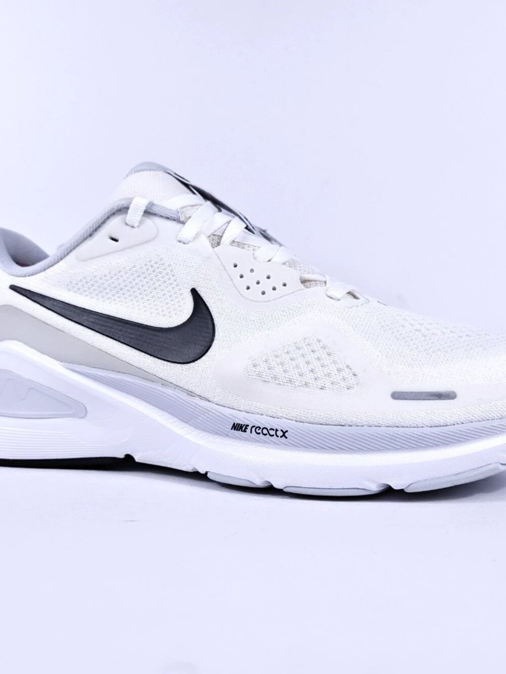 Nike Structure 26 Womens 8.5 Stability Cushion Support Road Running Shoes White